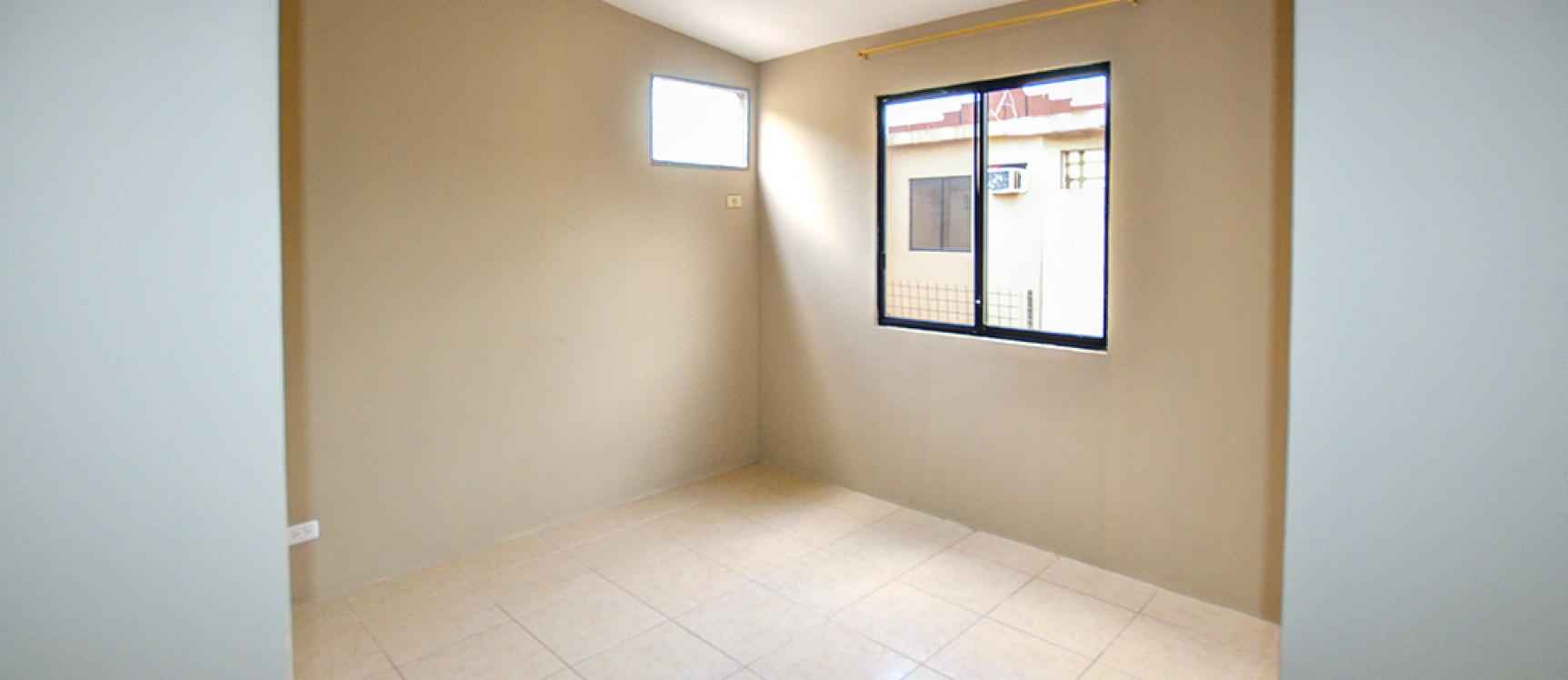 Casa en Alquiler en Urbanización San Antonio sector Vía Salitre GeoBienes - Casa en Alquiler en Urbanización San Antonio sector Vía Salitre - Plusvalia Guayaquil Casas de venta y alquiler Inmobiliaria Ecuador