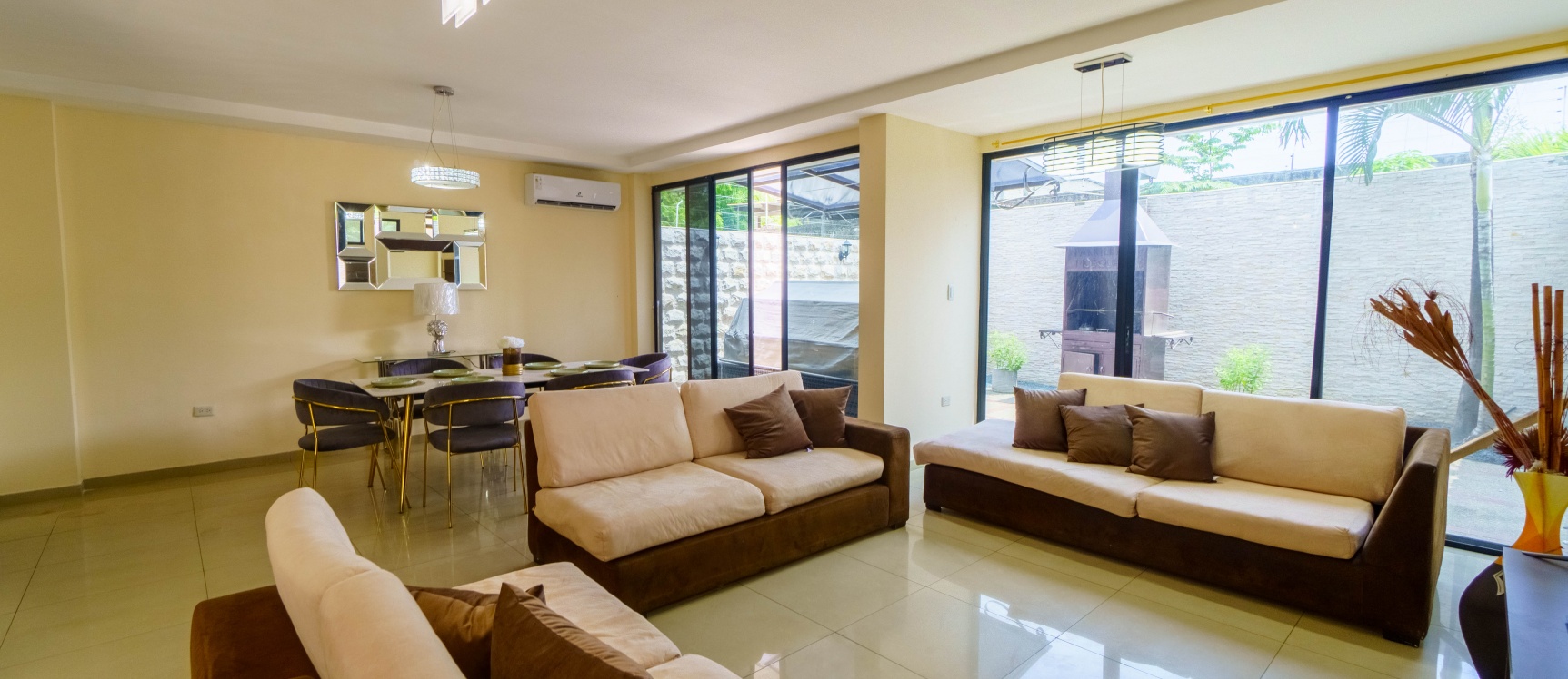 Casa en alquiler en Urbanización San Sebastián, Vía la Aurora GeoBienes - Casa en alquiler en Urbanización San Sebastián, Vía la Aurora - Plusvalia Guayaquil Casas de venta y alquiler Inmobiliaria Ecuador