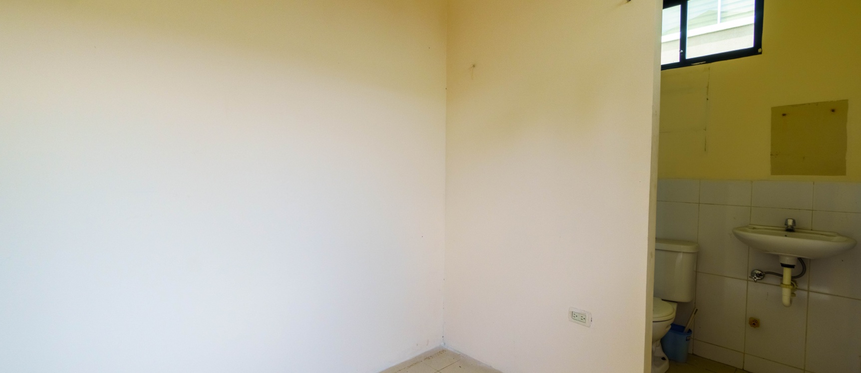 Casa en alquiler en Urbanización San Sebastián, Vía la Aurora GeoBienes - Casa en alquiler en Urbanización San Sebastián, Vía la Aurora - Plusvalia Guayaquil Casas de venta y alquiler Inmobiliaria Ecuador