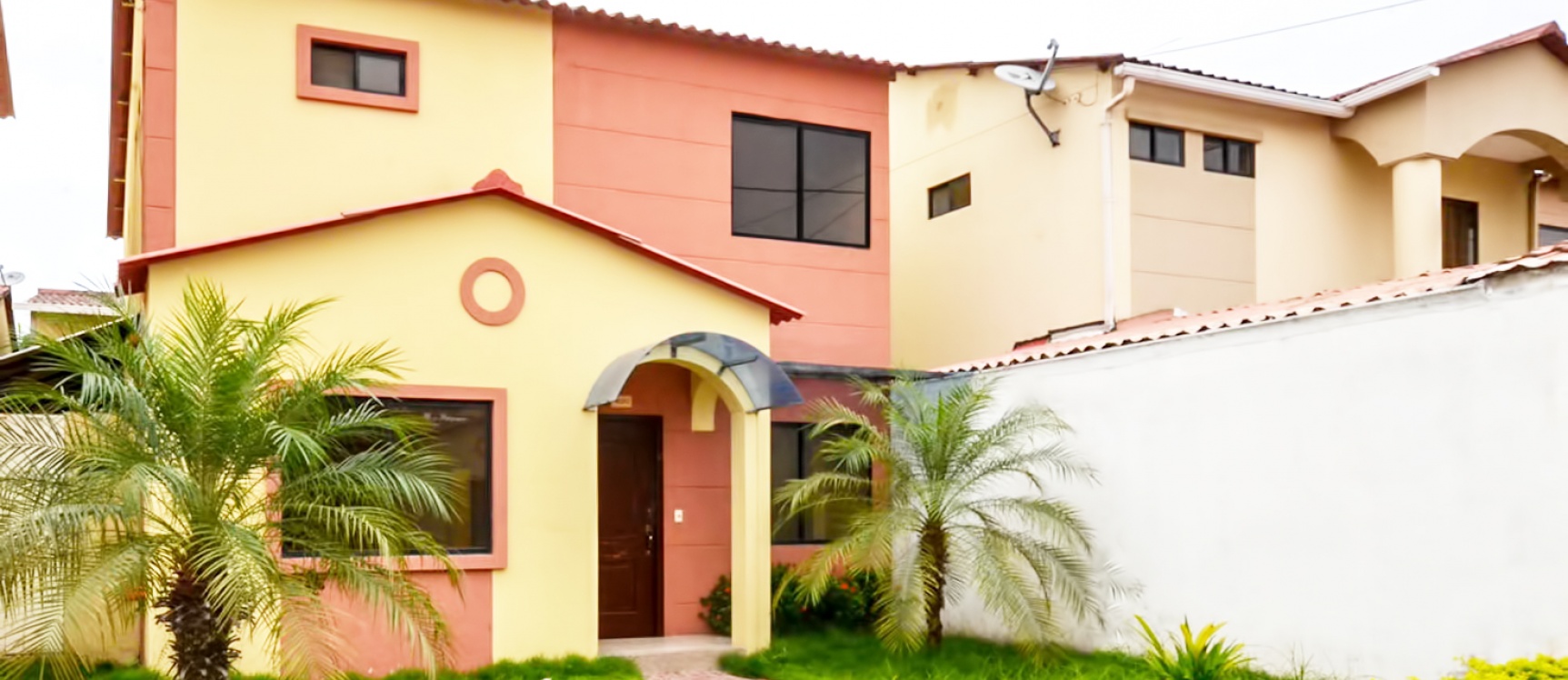 Casa en Alquiler en Urbanización Villa Club etp. Floral sector Vía Samborondón GeoBienes - Casa en Alquiler en Urbanización Villa Club etp. Floral sector Vía Samborondón - Plusvalia Guayaquil Casas de venta y alquiler Inmobiliaria Ecuador