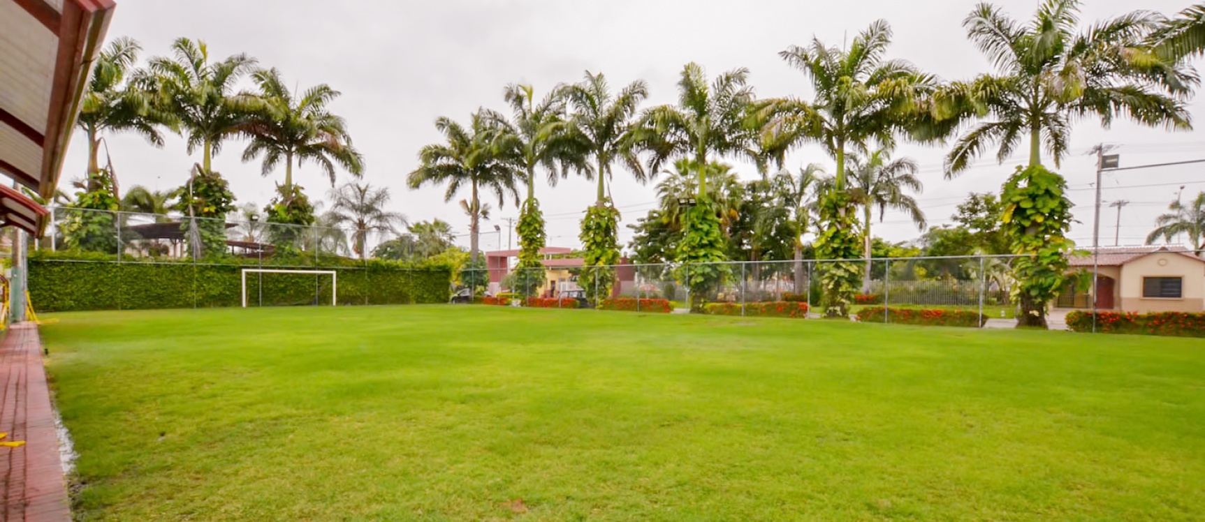 Casa en Alquiler en Urbanización Villa Club etp. Floral sector Vía Samborondón GeoBienes - Casa en Alquiler en Urbanización Villa Club etp. Floral sector Vía Samborondón - Plusvalia Guayaquil Casas de venta y alquiler Inmobiliaria Ecuador