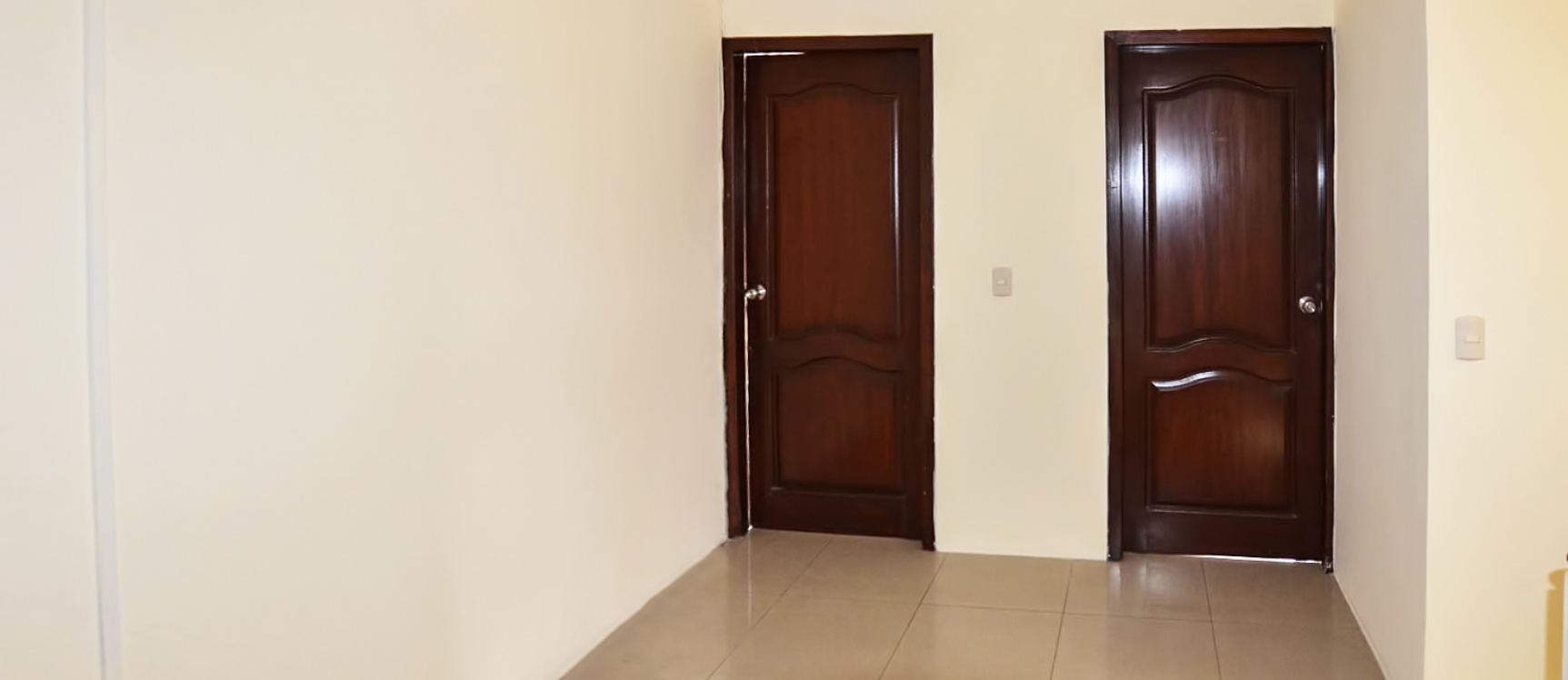 Casa en Alquiler en Urbanización Villa Club etp. Floral sector Vía Samborondón GeoBienes - Casa en Alquiler en Urbanización Villa Club etp. Floral sector Vía Samborondón - Plusvalia Guayaquil Casas de venta y alquiler Inmobiliaria Ecuador