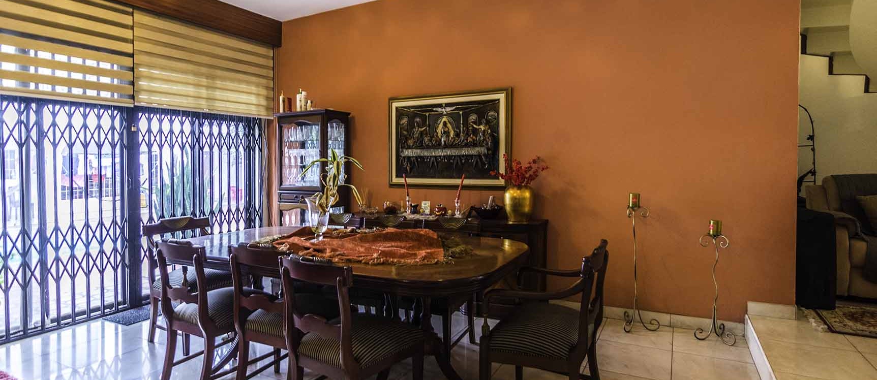 Casa en Alquiler en Urdesa, calle Cedros Norte de Guayaquil GeoBienes - Casa en Alquiler en Urdesa, calle Cedros Norte de Guayaquil - Plusvalia Guayaquil Casas de venta y alquiler Inmobiliaria Ecuador