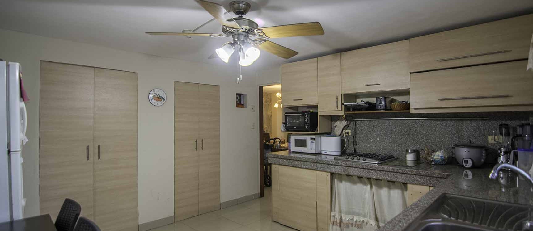 GeoBienes - Casa en Alquiler en Urdesa, calle Cedros Norte de Guayaquil - Plusvalia Guayaquil Casas de venta y alquiler Inmobiliaria Ecuador