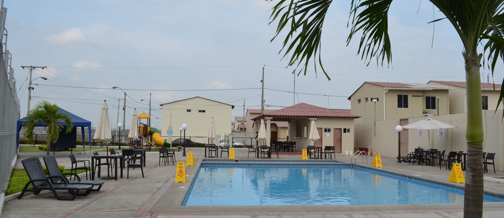 Casa en Alquiler Metrópolis II Autopista Terminal Terrestre Pascuales GeoBienes - Casa en Alquiler Metrópolis II Autopista Terminal Terrestre Pascuales - Plusvalia Guayaquil Casas de venta y alquiler Inmobiliaria Ecuador