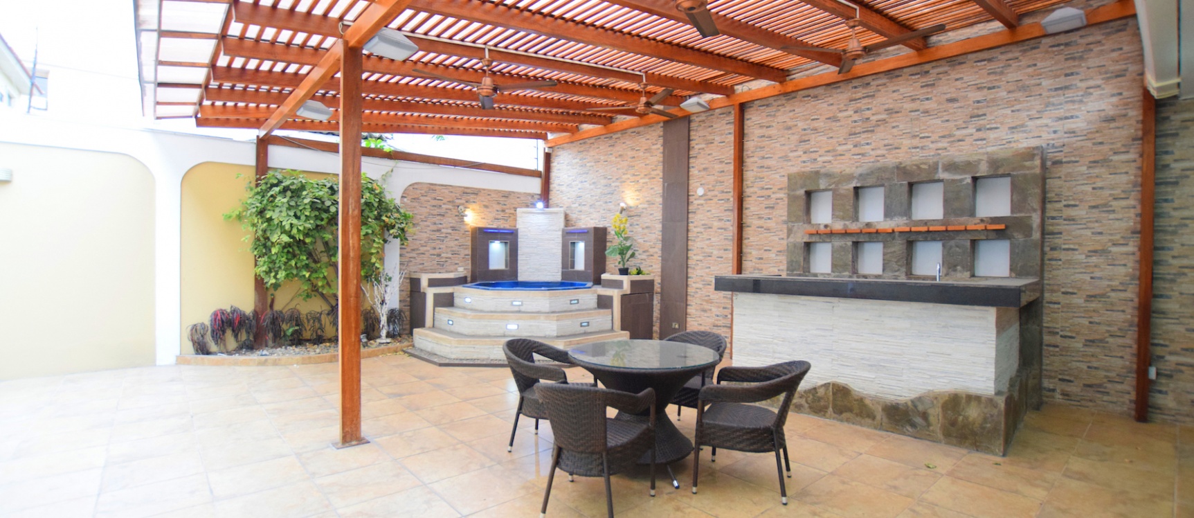 Casa en alquiler ubicada en Ciudad Colón, Norte de Guayaquil GeoBienes - Casa en alquiler ubicada en Ciudad Colón, Norte de Guayaquil - Plusvalia Guayaquil Casas de venta y alquiler Inmobiliaria Ecuador