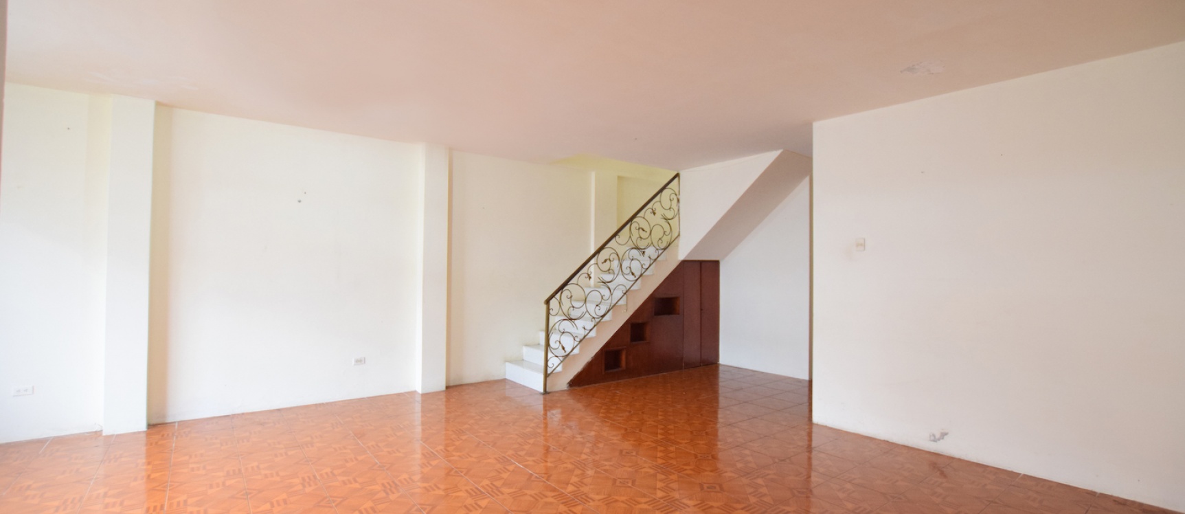 Casa en alquiler ubicada en la Garzota, Norte de Guayaquil GeoBienes - Casa en alquiler ubicada en la Garzota, Norte de Guayaquil - Plusvalia Guayaquil Casas de venta y alquiler Inmobiliaria Ecuador