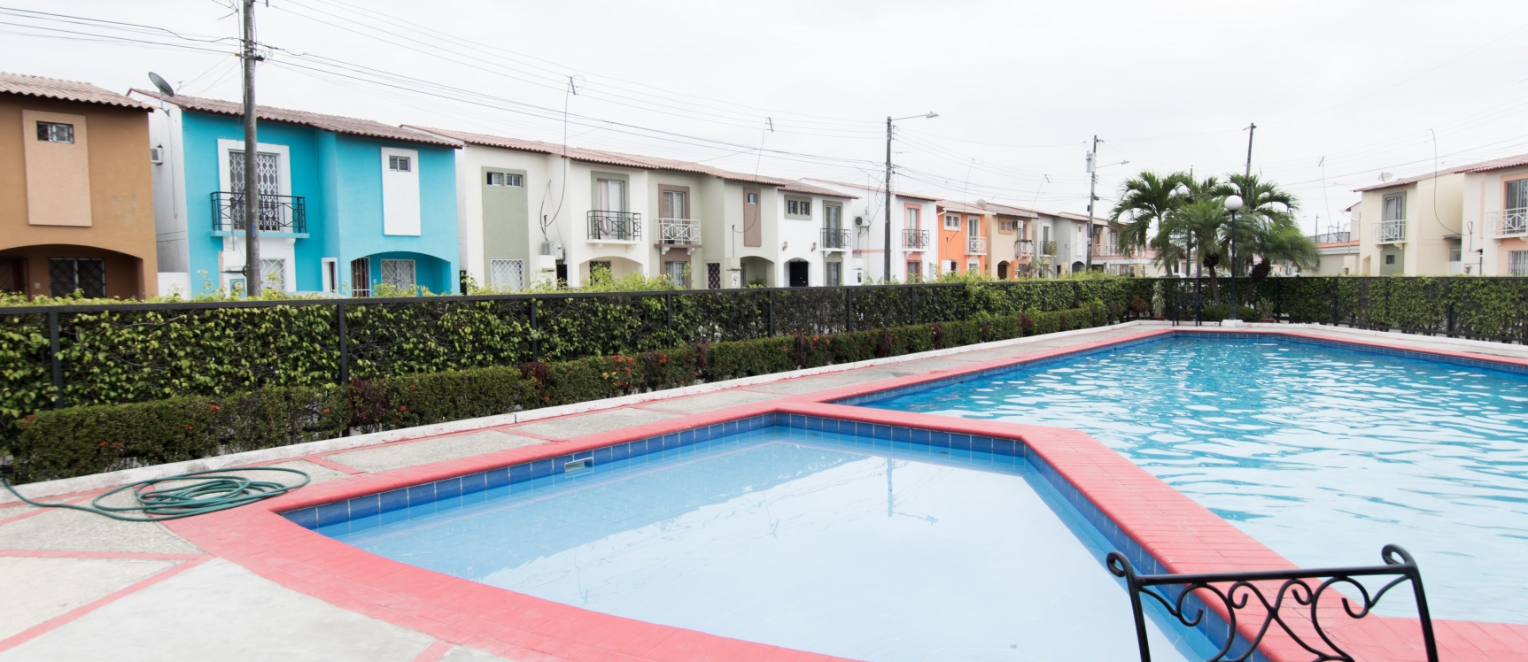 GeoBienes - Casa en alquiler ubicada en la Urbanización Metropolis II - Plusvalia Guayaquil Casas de venta y alquiler Inmobiliaria Ecuador