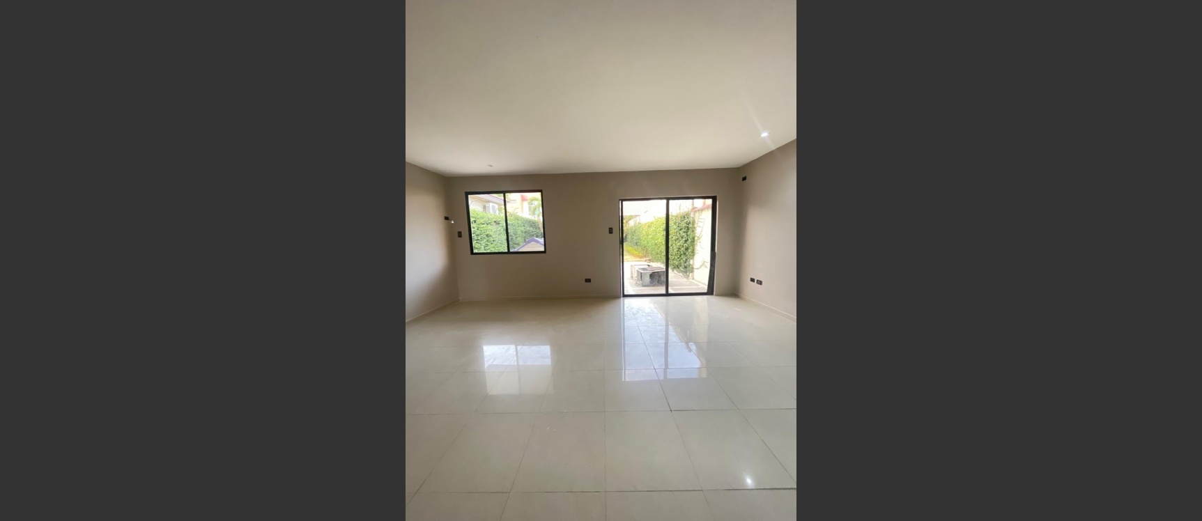 Casa en alquiler ubicada en la Urbanización Portofino, Vía a la Costa GeoBienes - Casa en alquiler ubicada en la Urbanización Portofino, Vía a la Costa - Plusvalia Guayaquil Casas de venta y alquiler Inmobiliaria Ecuador