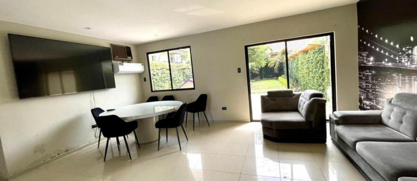 Casa en alquiler ubicada en la Urbanización Portofino, Vía a la Costa GeoBienes - Casa en alquiler ubicada en la Urbanización Portofino, Vía a la Costa - Plusvalia Guayaquil Casas de venta y alquiler Inmobiliaria Ecuador