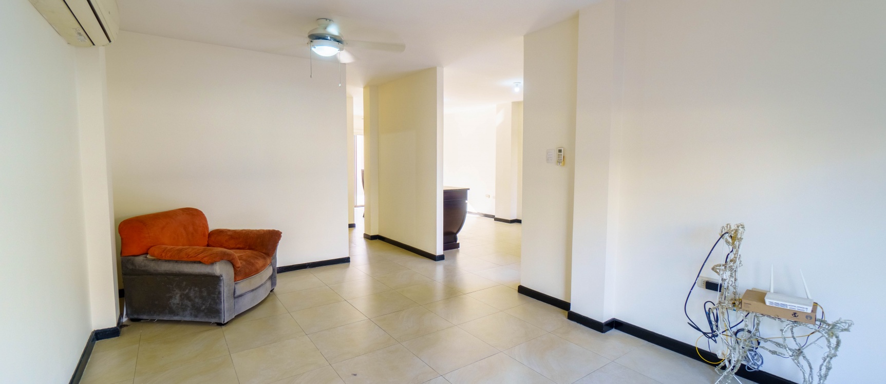 Casa en alquiler ubicada en Urb. La Rioja, La Aurora GeoBienes - Casa en alquiler ubicada en Urb. La Rioja, La Aurora - Plusvalia Guayaquil Casas de venta y alquiler Inmobiliaria Ecuador