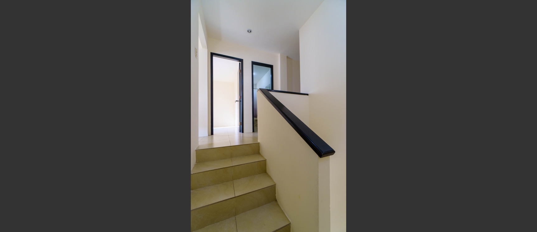 Casa en alquiler ubicada en Urb. La Rioja, La Aurora GeoBienes - Casa en alquiler ubicada en Urb. La Rioja, La Aurora - Plusvalia Guayaquil Casas de venta y alquiler Inmobiliaria Ecuador