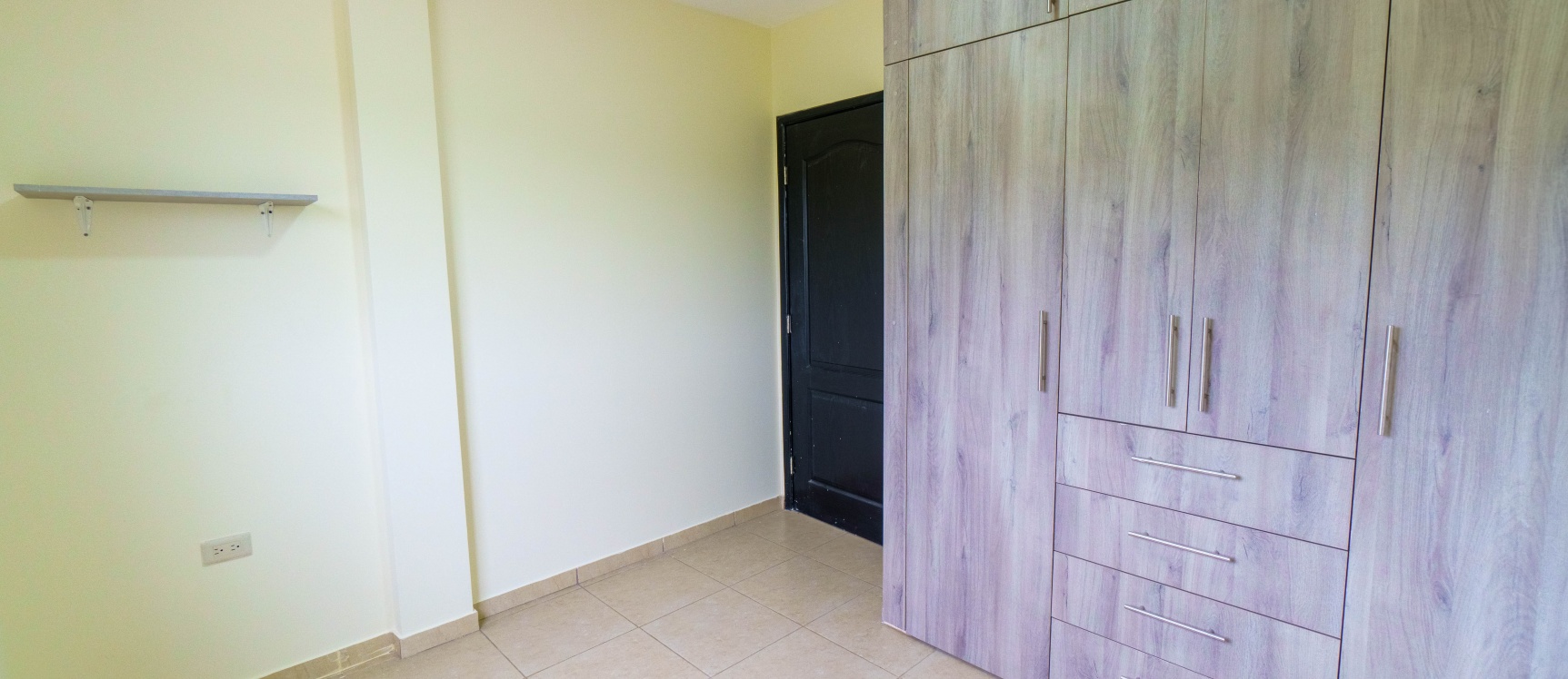Casa en alquiler ubicada en Urb. Villa Italia, Etapa Génova GeoBienes - Casa en alquiler ubicada en Urb. Villa Italia, Etapa Génova - Plusvalia Guayaquil Casas de venta y alquiler Inmobiliaria Ecuador