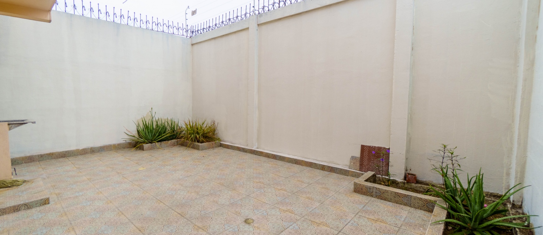 Casa en alquiler ubicada en Urb. Villa Italia, Etapa Génova GeoBienes - Casa en alquiler ubicada en Urb. Villa Italia, Etapa Génova - Plusvalia Guayaquil Casas de venta y alquiler Inmobiliaria Ecuador