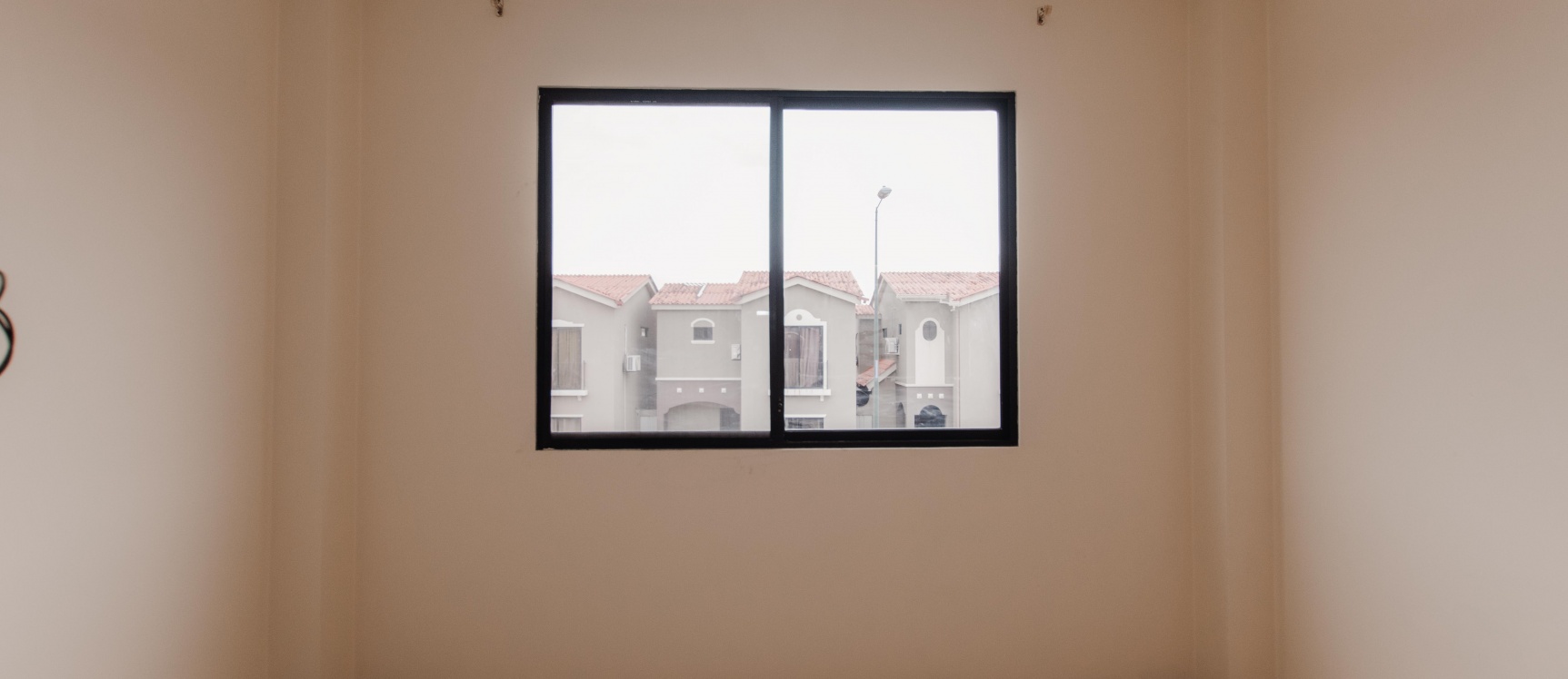 Casa en alquiler ubicada en Urbanización La Romareda, av. Narcisa de Jesús GeoBienes - Casa en alquiler ubicada en Urbanización La Romareda, av. Narcisa de Jesús - Plusvalia Guayaquil Casas de venta y alquiler Inmobiliaria Ecuador