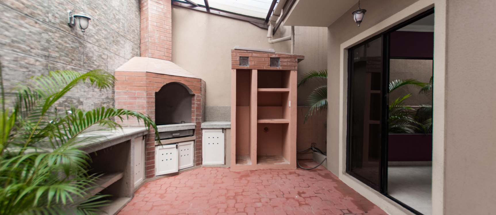 Casa en alquiler ubicada en urbanización Plaza Madeira via Aurora, Samborondón GeoBienes - Casa en alquiler ubicada en Urbanización Plaza Madeira Via Aurora, Samborondón - Plusvalia Guayaquil Casas de venta y alquiler Inmobiliaria Ecuador