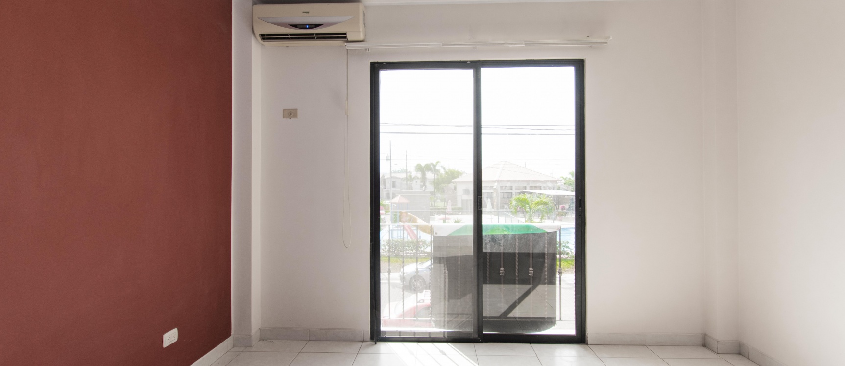 Casa en alquiler ubicada en urbanización Plaza Madeira via Aurora, Samborondón GeoBienes - Casa en alquiler ubicada en Urbanización Plaza Madeira Via Aurora, Samborondón - Plusvalia Guayaquil Casas de venta y alquiler Inmobiliaria Ecuador