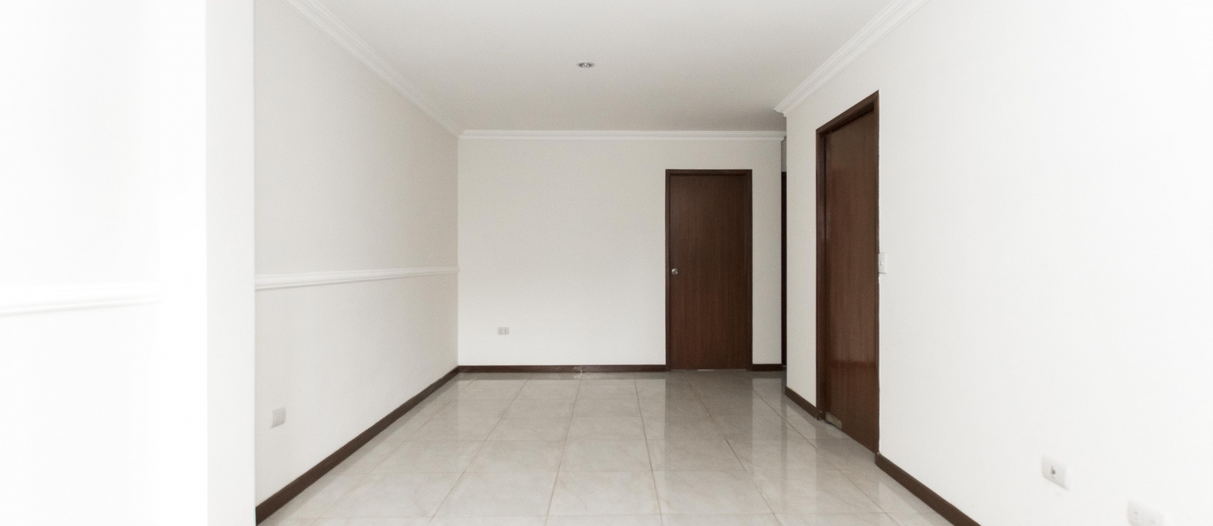 Casa en alquiler ubicada en Villa club, Etapa Galaxia GeoBienes - Casa en alquiler ubicada en Villa club, Etapa Galaxia - Plusvalia Guayaquil Casas de venta y alquiler Inmobiliaria Ecuador