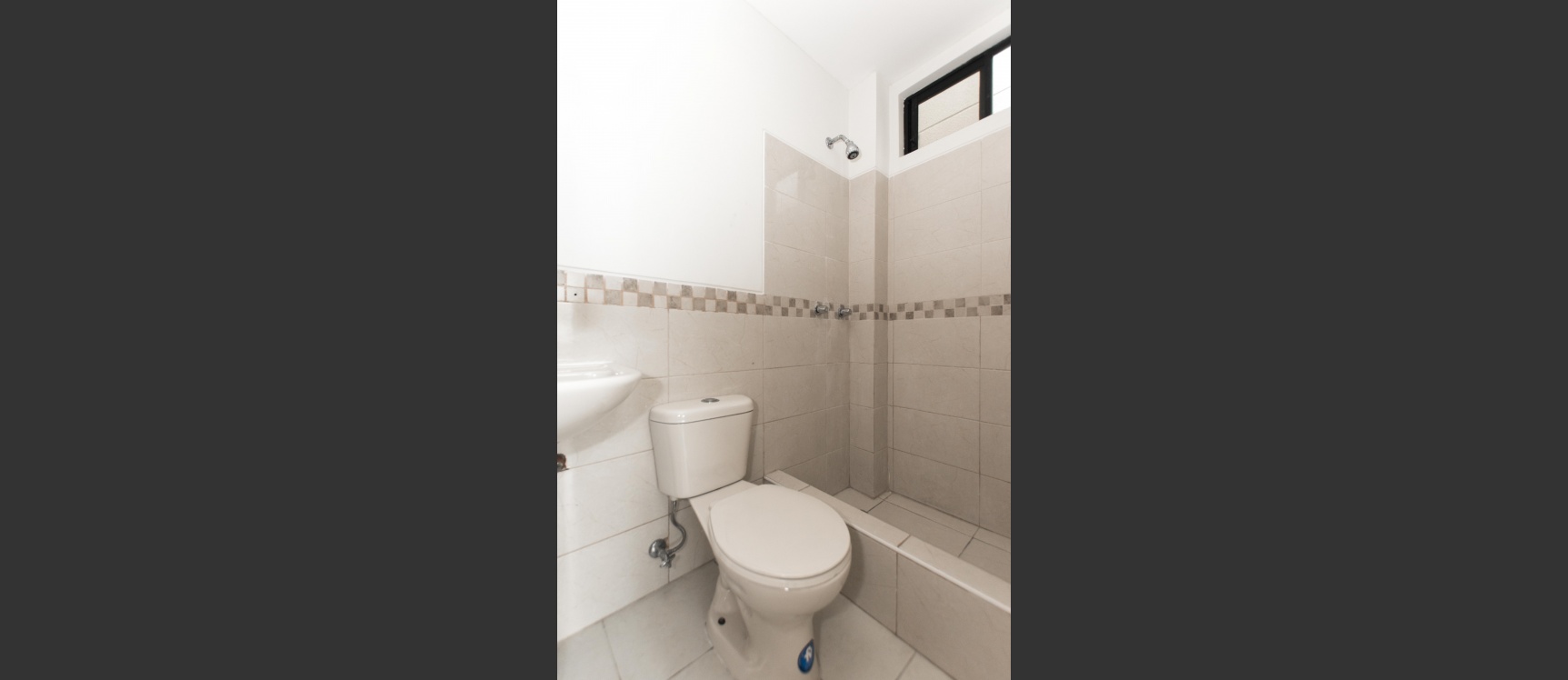 Casa en alquiler ubicada en Villa club, Etapa Galaxia GeoBienes - Casa en alquiler ubicada en Villa club, Etapa Galaxia - Plusvalia Guayaquil Casas de venta y alquiler Inmobiliaria Ecuador