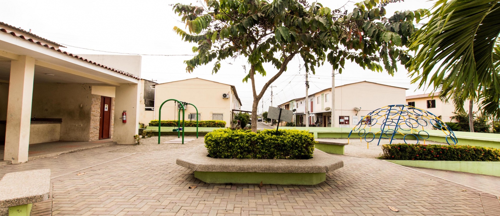 Casa en alquiler ubicado en Ecobosque, Vía a Daule GeoBienes - Casa en alquiler ubicado en Ecobosque, Vía a Daule (ZONA INDUSTRIAL) - Plusvalia Guayaquil Casas de venta y alquiler Inmobiliaria Ecuador