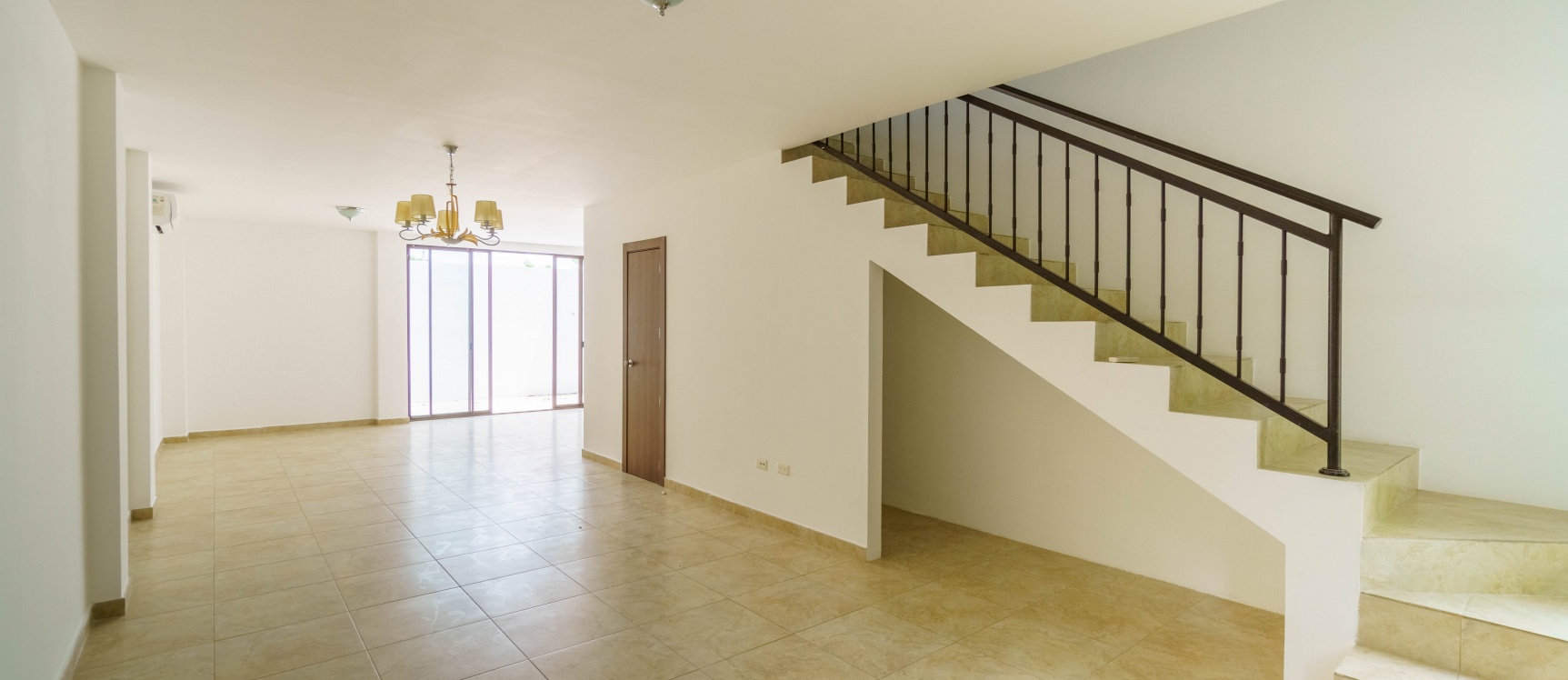 Casa en alquiler ubicado en Urb. Villas del Bosque, vía a la costa. GeoBienes - Casa en alquiler ubicado en Urbanización Villas del Bosque, vía a la costa - Plusvalia Guayaquil Casas de venta y alquiler Inmobiliaria Ecuador