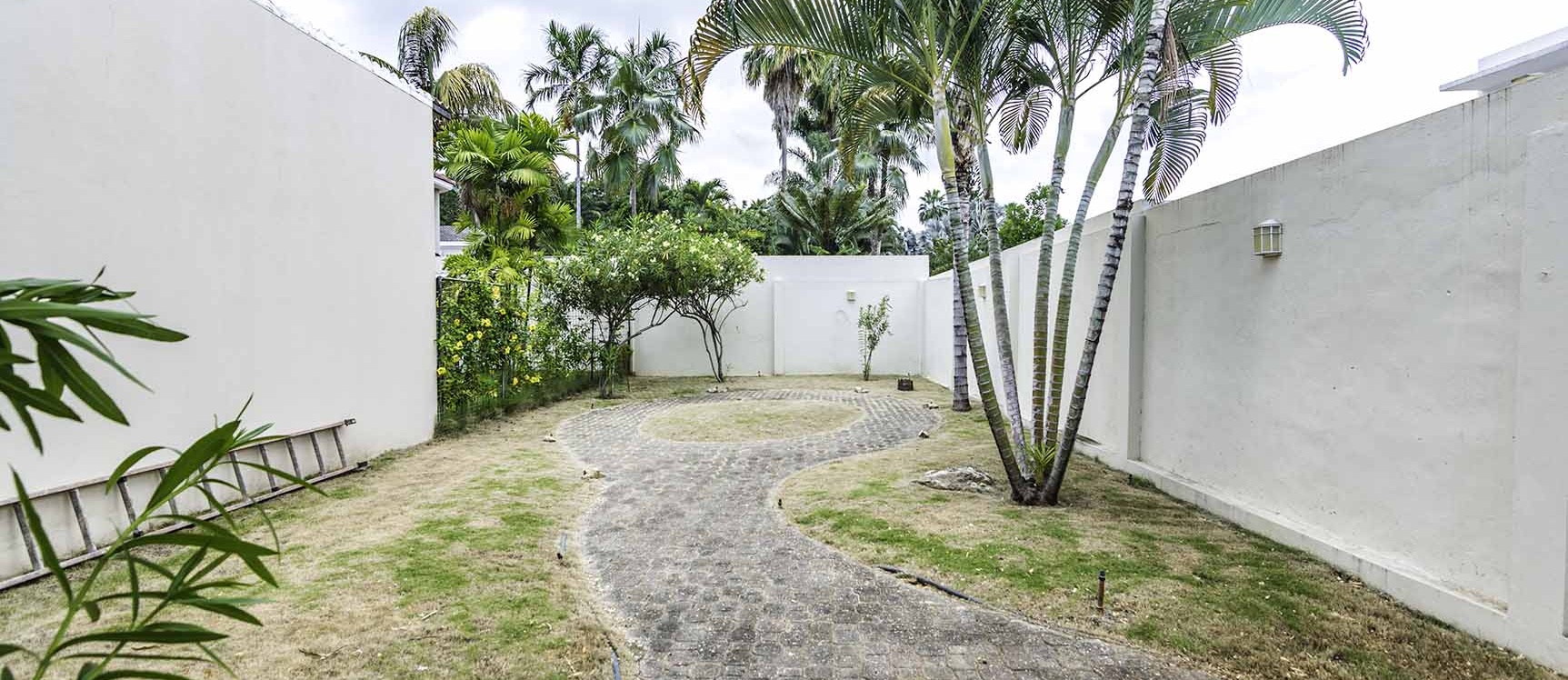 Casa en alquiler Urb. Laguna Club, Vía a la Costa GeoBienes - Casa en alquiler en Urbanización Laguna Club Vía a la Costa - Plusvalia Guayaquil Casas de venta y alquiler Inmobiliaria Ecuador
