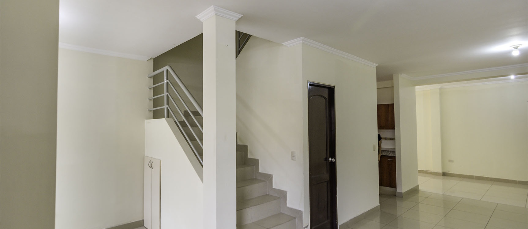 Casa en alquiler Urb. Milann, Vía Samborondón GeoBienes - Casa en alquiler Urbanización Milann Vía Samborondón - Plusvalia Guayaquil Casas de venta y alquiler Inmobiliaria Ecuador