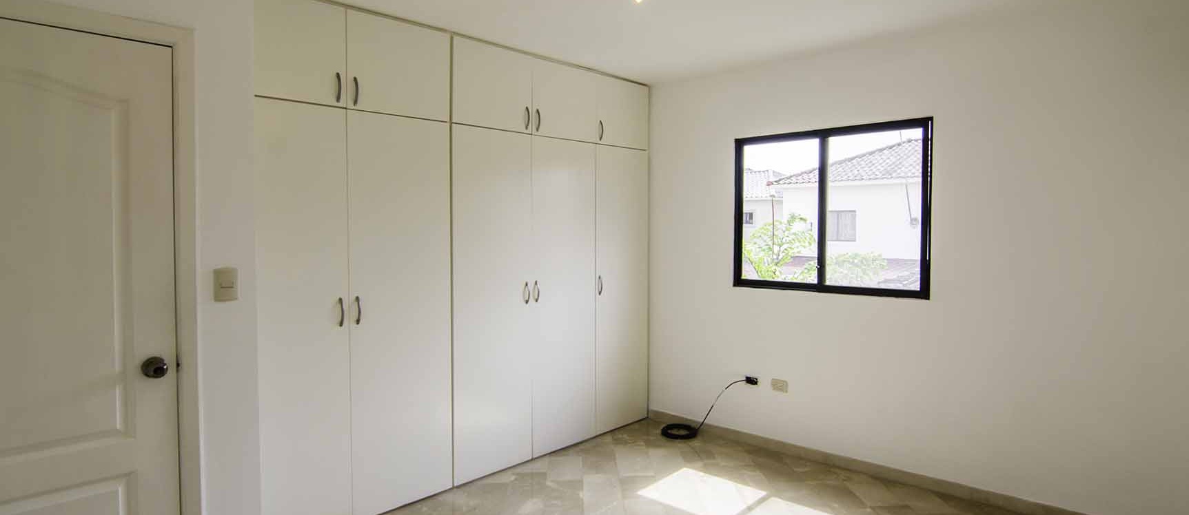Casa en alquiler Urb. Vía al Sol, Vía a la Costa GeoBienes - Casa en alquiler Urb. Vía al Sol, Vía a la Costa - Plusvalia Guayaquil Casas de venta y alquiler Inmobiliaria Ecuador