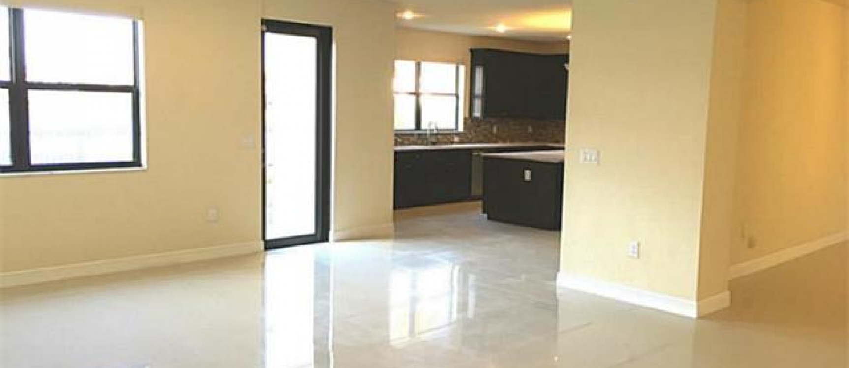 Casa en DORAL BREEZE-MIAMI GeoBienes - Casa en DORAL BREEZE-MIAMI - Plusvalia Guayaquil Casas de venta y alquiler Inmobiliaria Ecuador