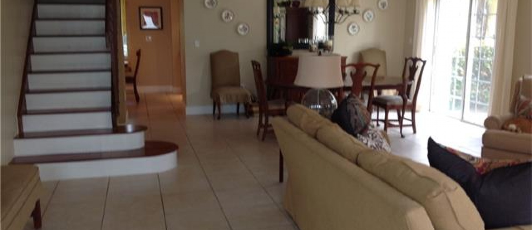 Casa en DORAL DUNES, MIAMI GeoBienes - Casa en DORAL DUNES, MIAMI - Plusvalia Guayaquil Casas de venta y alquiler Inmobiliaria Ecuador