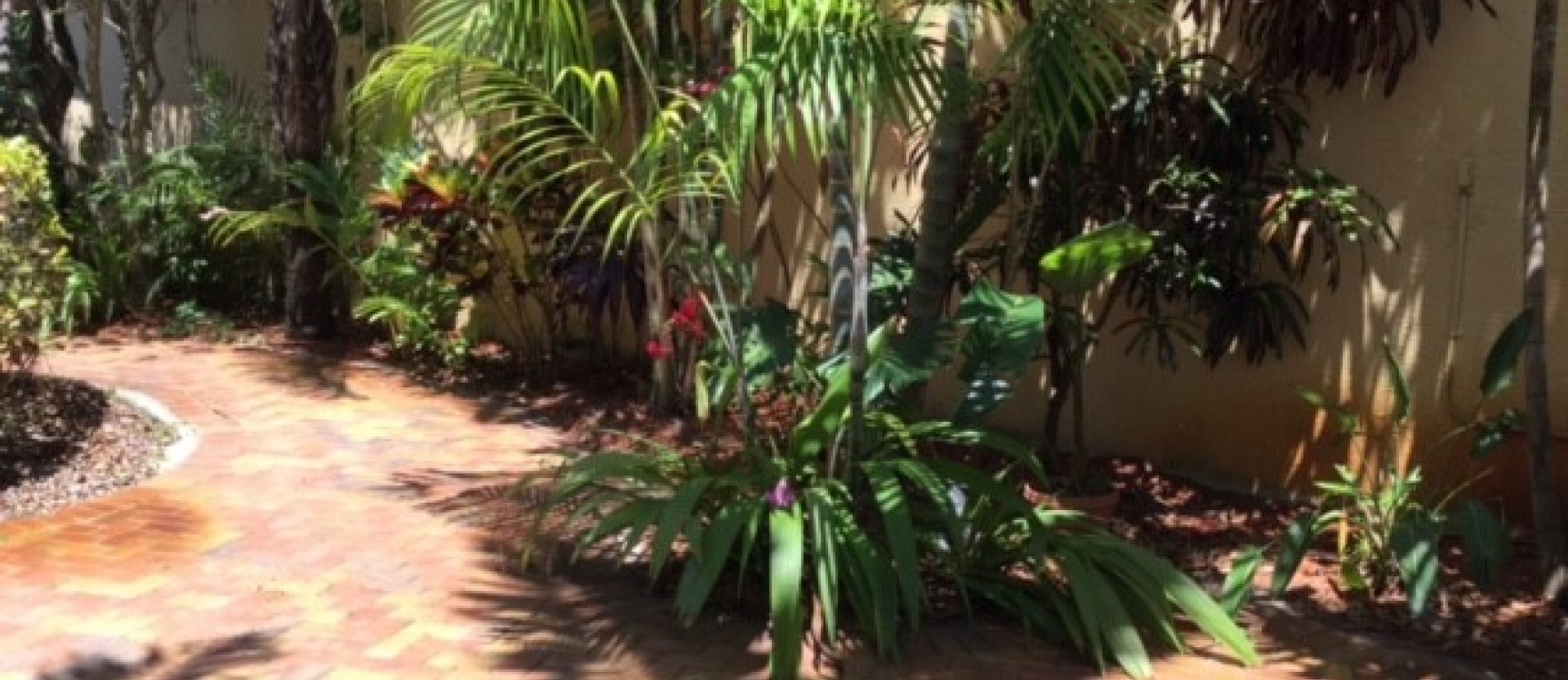 Casa en DORAL DUNES, MIAMI GeoBienes - Casa en DORAL DUNES, MIAMI - Plusvalia Guayaquil Casas de venta y alquiler Inmobiliaria Ecuador
