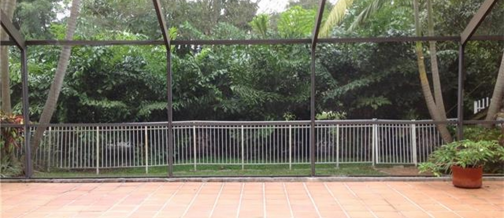 Casa en DORAL DUNES, MIAMI GeoBienes - Casa en DORAL DUNES, MIAMI - Plusvalia Guayaquil Casas de venta y alquiler Inmobiliaria Ecuador