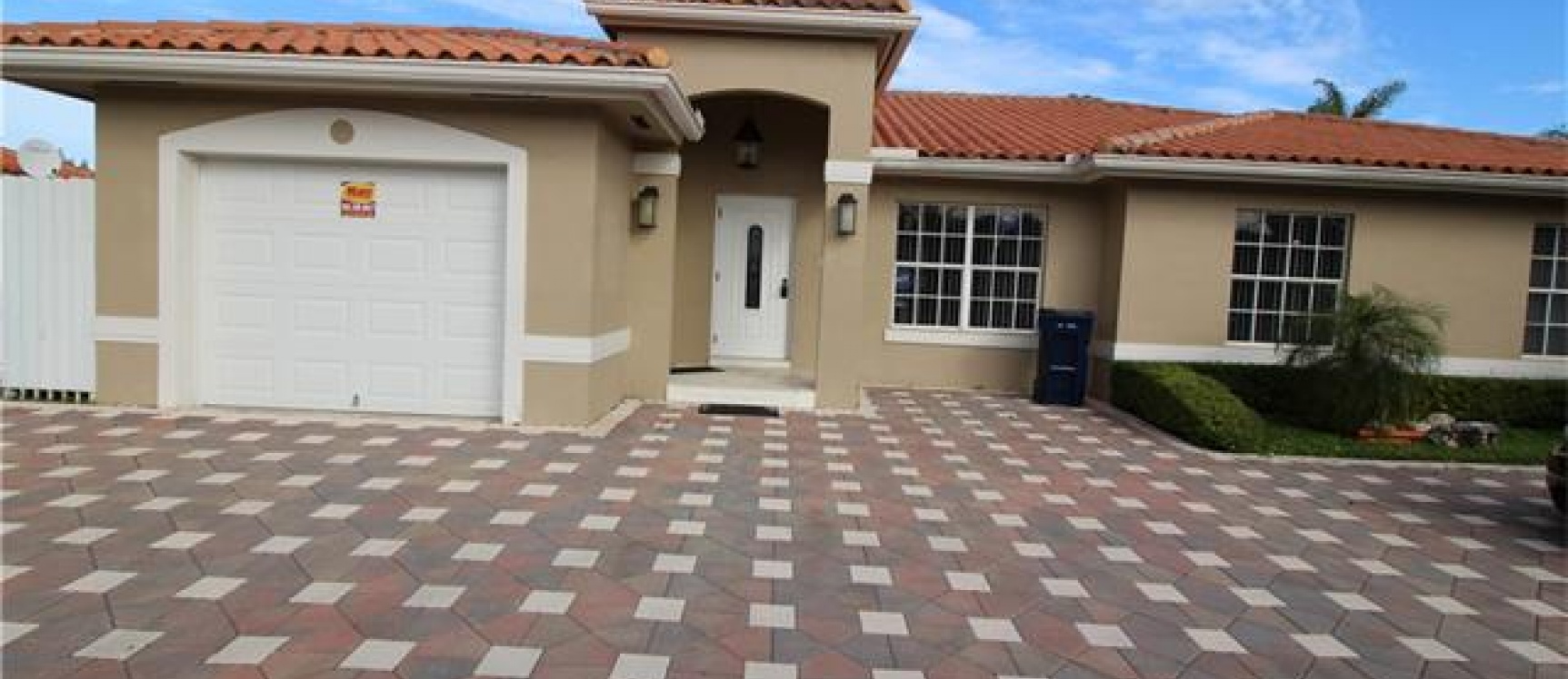 Casa en DORAL, sin asociación GeoBienes - Casa a la venta en DORAL, sin asociación - Plusvalia Guayaquil Casas de venta y alquiler Inmobiliaria Ecuador