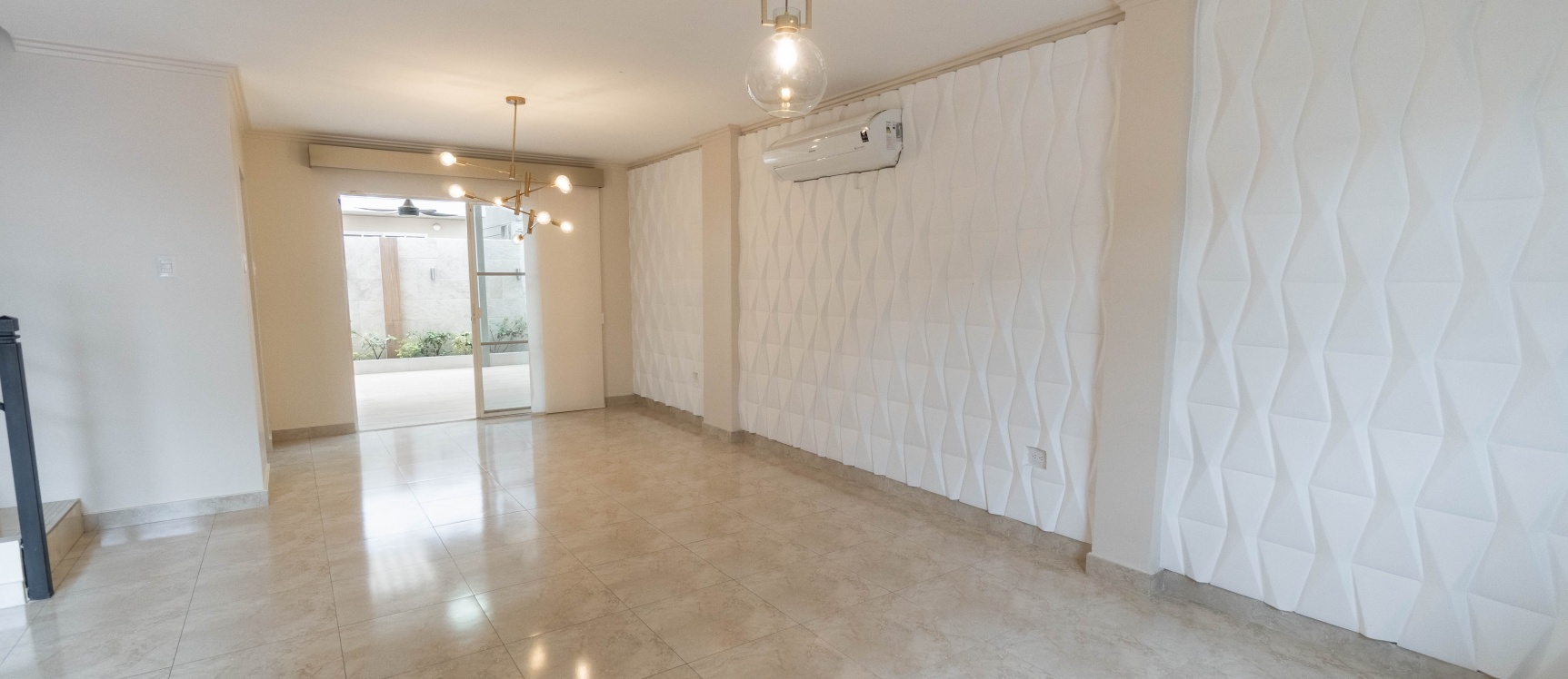 GeoBienes - Casa en venta, Casa Laguna, etapa Paradisa, AURORA, Av. Febres Cordero - Plusvalia Guayaquil Casas de venta y alquiler Inmobiliaria Ecuador