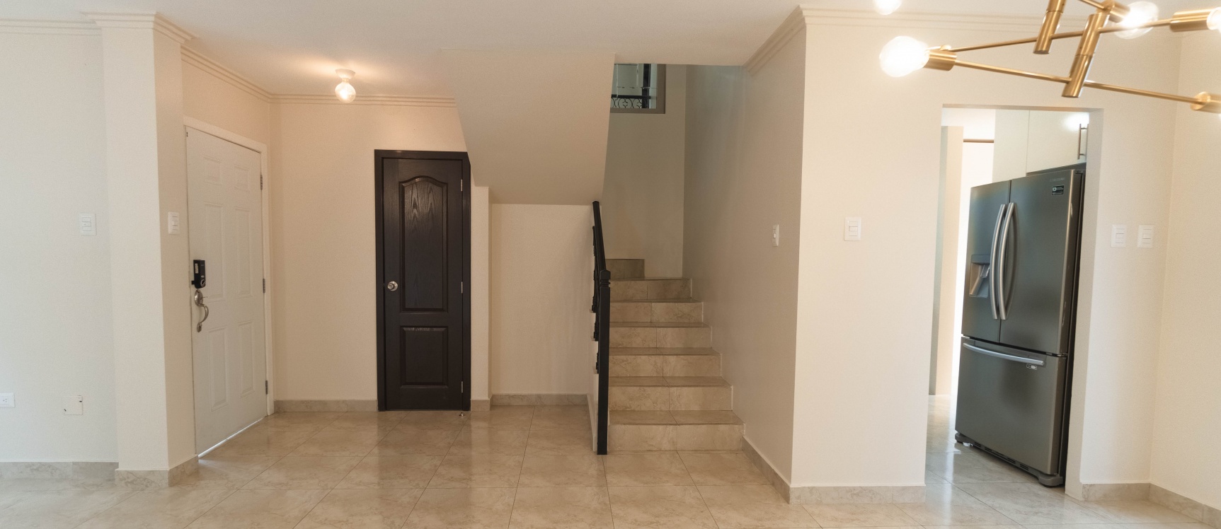 Casa en venta, Casa Laguna, etapa Paradisa, AURORA, Av. Febres Cordero GeoBienes - Casa en venta, Casa Laguna, etapa Paradisa, AURORA, Av. Febres Cordero - Plusvalia Guayaquil Casas de venta y alquiler Inmobiliaria Ecuador