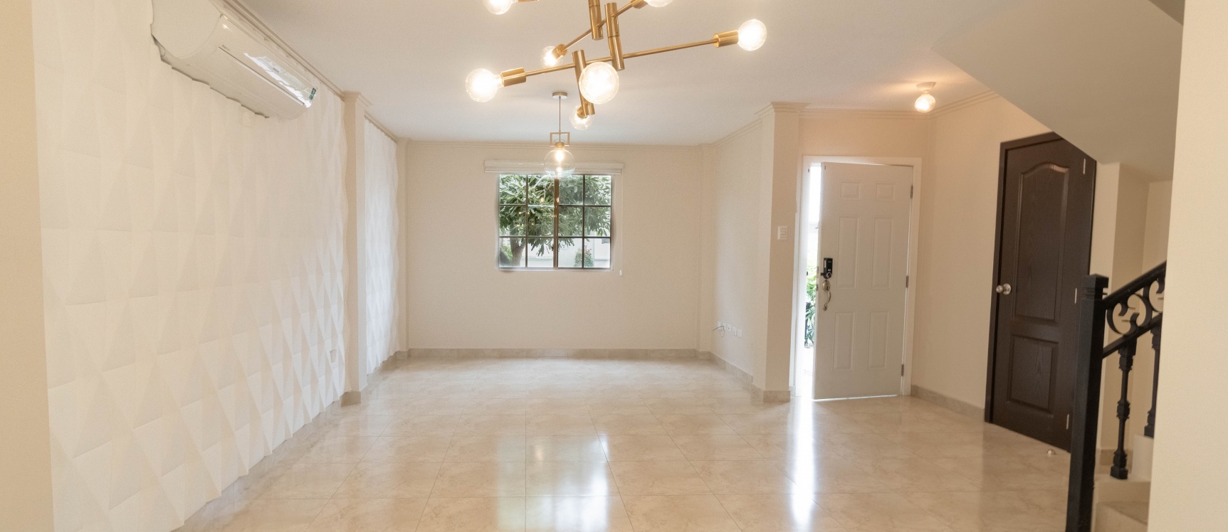GeoBienes - Casa en venta, Casa Laguna, etapa Paradisa, AURORA, Av. Febres Cordero - Plusvalia Guayaquil Casas de venta y alquiler Inmobiliaria Ecuador