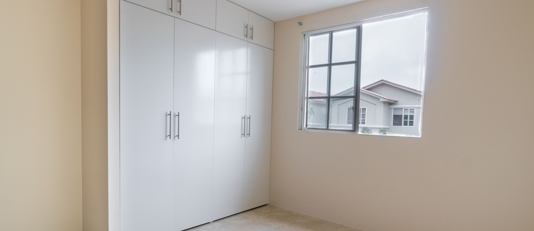 Casa en venta, Casa Laguna, etapa Paradisa, AURORA, Av. Febres Cordero GeoBienes - Casa en venta, Casa Laguna, etapa Paradisa, AURORA, Av. Febres Cordero - Plusvalia Guayaquil Casas de venta y alquiler Inmobiliaria Ecuador