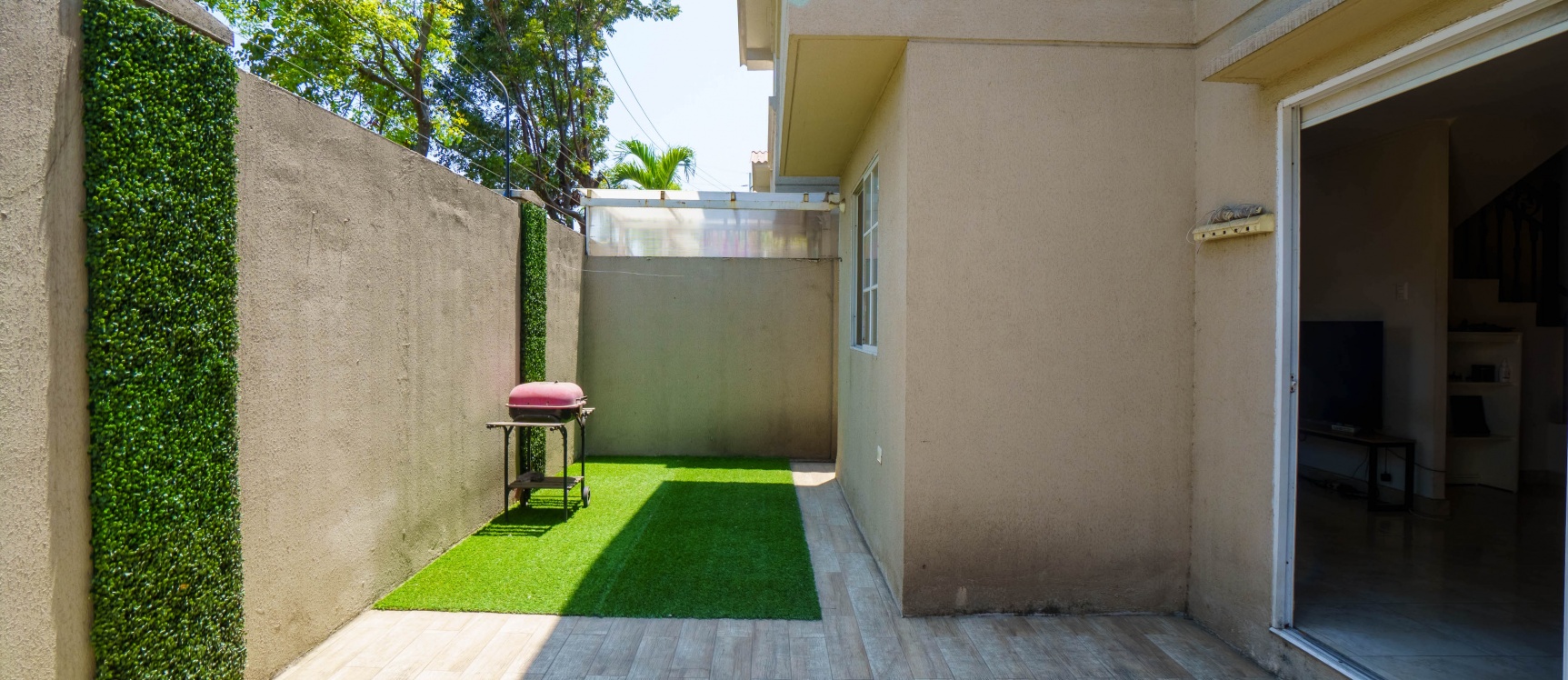 Casa en venta, Casa Laguna, etapa Paradisa, AURORA, Av. Febres Cordero GeoBienes - Casa en venta, Casa Laguna, etapa Paradisa, AURORA, Av. Febres Cordero - Plusvalia Guayaquil Casas de venta y alquiler Inmobiliaria Ecuador