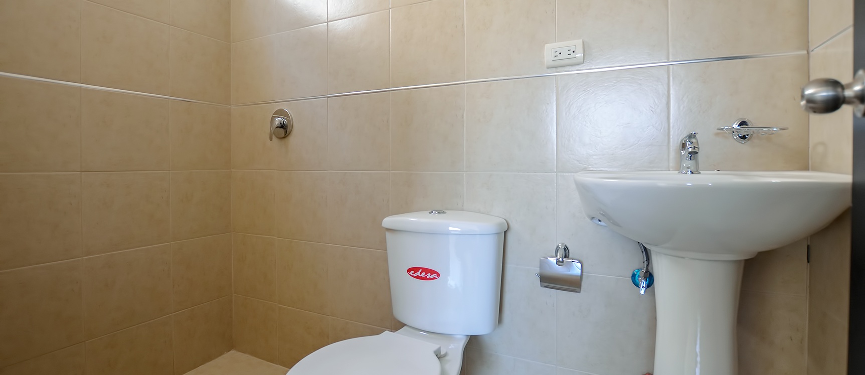Casa en venta en Arbolleta vía a Salitre GeoBienes - Casa en venta en Arboletta vía a Samborondón - Plusvalia Guayaquil Casas de venta y alquiler Inmobiliaria Ecuador