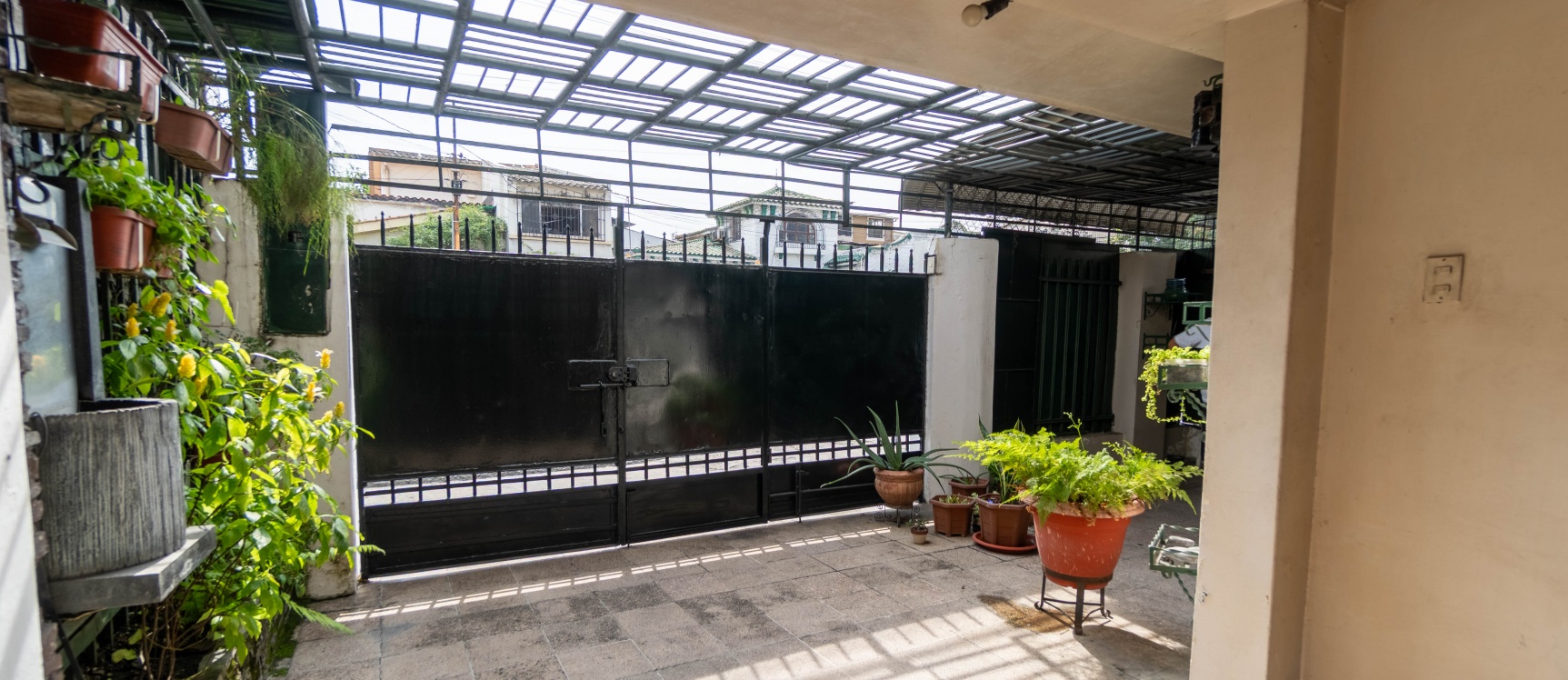 Casa en venta en Carchi entre Velez y Hurtado, Centro de Guayaquil GeoBienes - Casa en venta en Carchi entre Velez y Hurtado, Centro de Guayaquil - Plusvalia Guayaquil Casas de venta y alquiler Inmobiliaria Ecuador