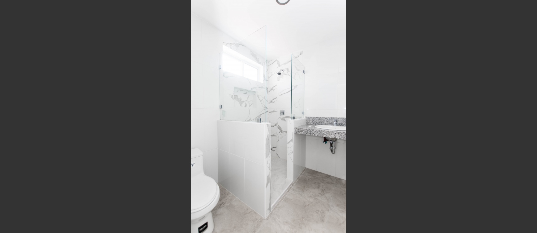 GeoBienes - Casa en venta en Casa Laguna, Samborondón - Plusvalia Guayaquil Casas de venta y alquiler Inmobiliaria Ecuador