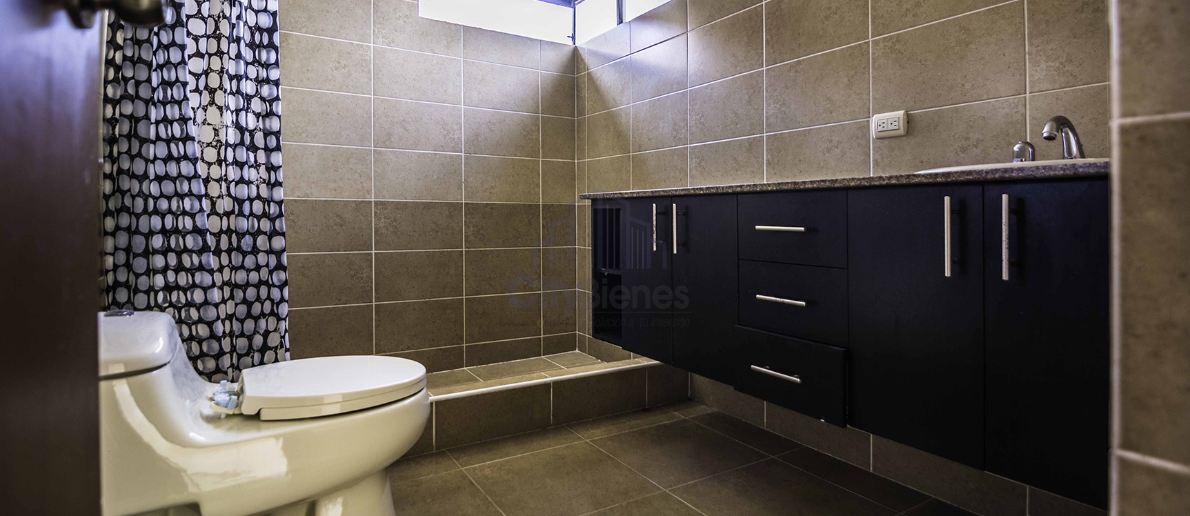 Casa en Venta en Ciudad Celeste Vía a Samborondón GeoBienes - Casa en Venta en Ciudad Celeste Vía a Samborondón - Plusvalia Guayaquil Casas de venta y alquiler Inmobiliaria Ecuador