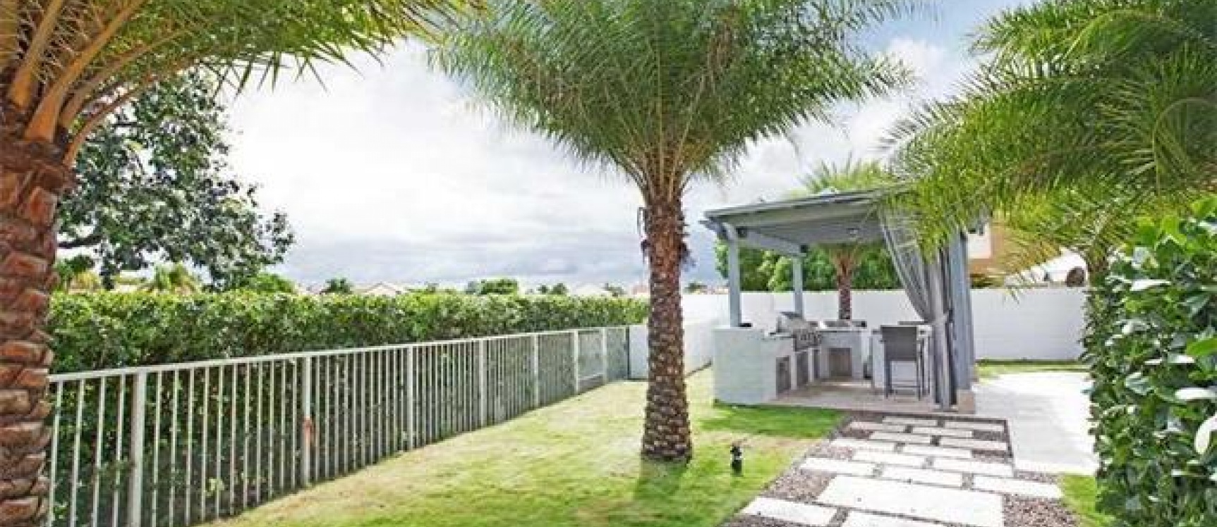 Doral Park-MIAMI GeoBienes - Casa en venta en Doral Park - Miami Florida - Plusvalia Guayaquil Casas de venta y alquiler Inmobiliaria Ecuador