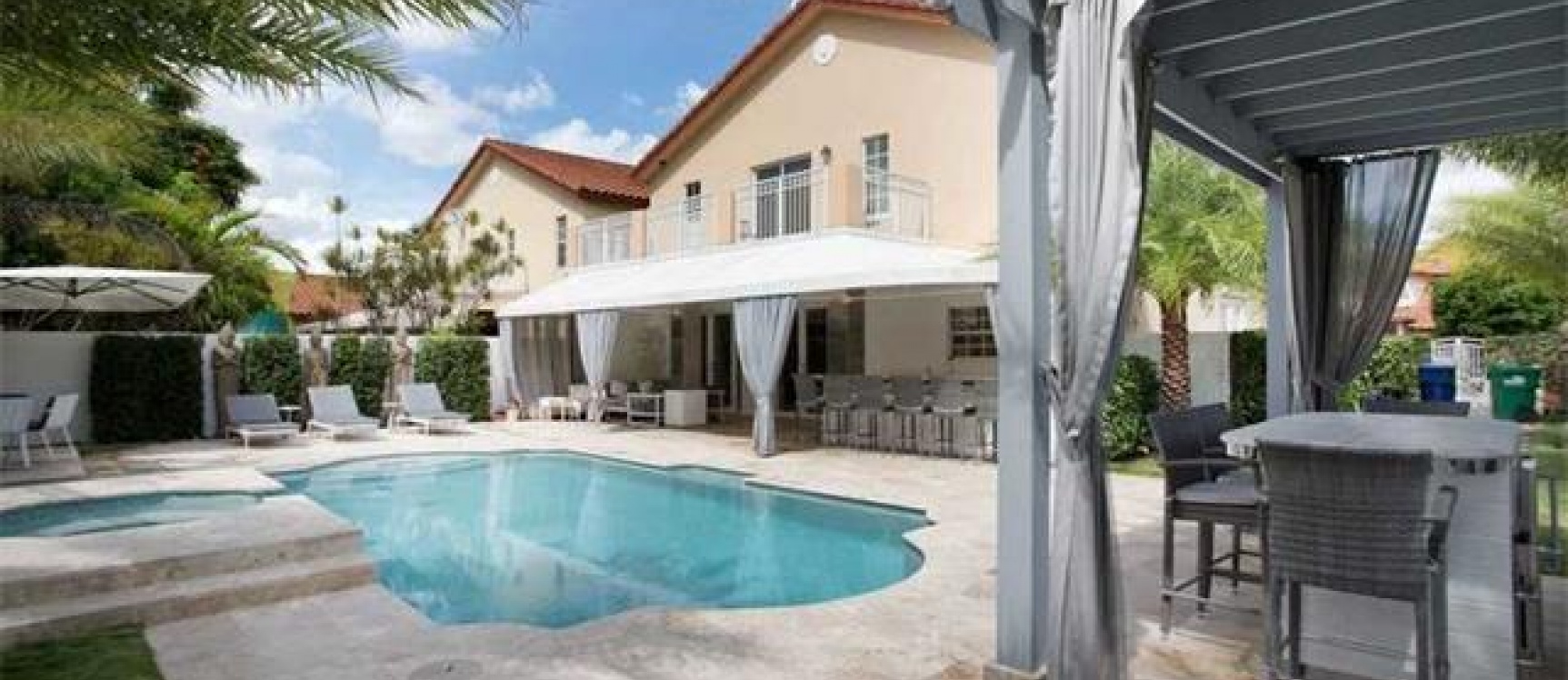 Doral Park-MIAMI GeoBienes - Casa en venta en Doral Park - Miami Florida - Plusvalia Guayaquil Casas de venta y alquiler Inmobiliaria Ecuador