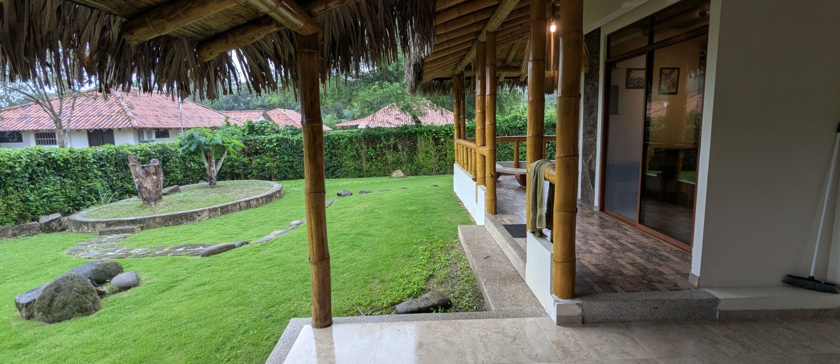 GeoBienes - Casa en venta en hacienda Olonche, Olon, Ruta del Spondylus - Plusvalia Guayaquil Casas de venta y alquiler Inmobiliaria Ecuador