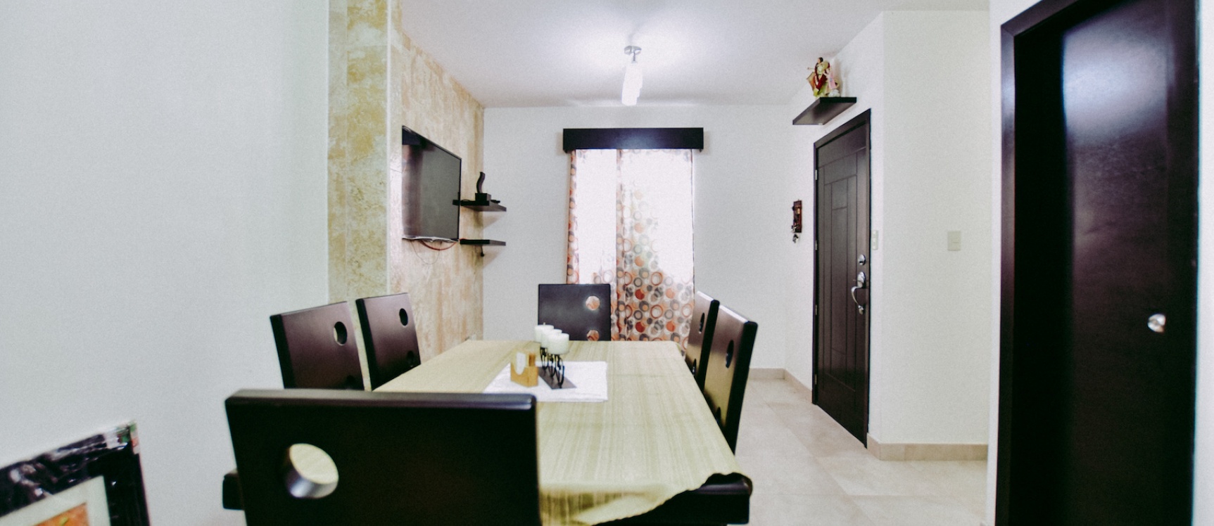 Casa en venta en la Urbanización Arboletta, Vía Samborondón GeoBienes - Casa en venta en la Urbanización Arboletta, Vía Samborondón - Plusvalia Guayaquil Casas de venta y alquiler Inmobiliaria Ecuador