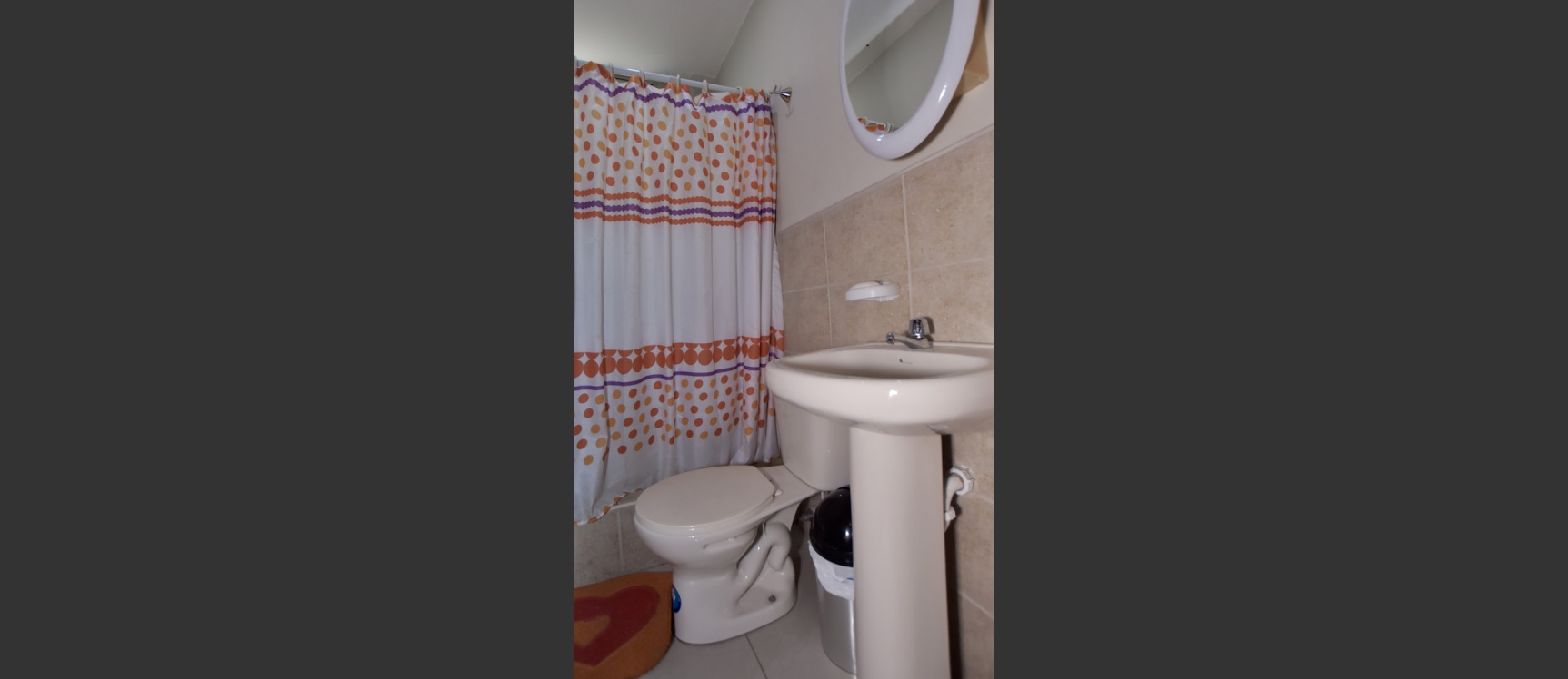 Casa en venta en la Urbanización Castilla, Vía Samorondón GeoBienes - Casa en venta en la Urbanización Castilla, Vía Samorondón - Plusvalia Guayaquil Casas de venta y alquiler Inmobiliaria Ecuador