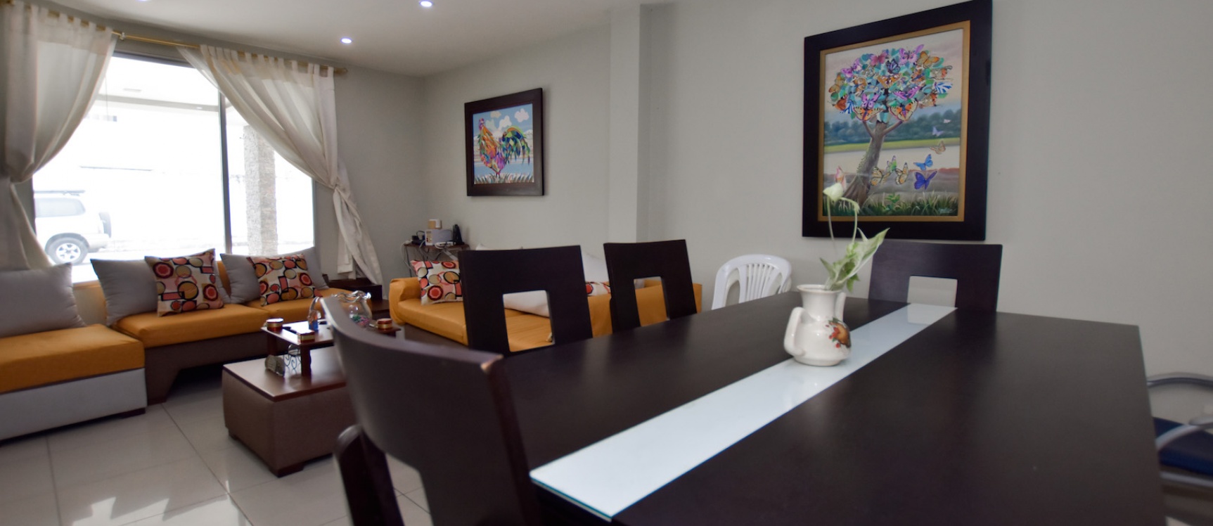 Casa en venta en la Urbanización Castilla, Vía Samorondón GeoBienes - Casa en venta en la Urbanización Castilla, Vía Samorondón - Plusvalia Guayaquil Casas de venta y alquiler Inmobiliaria Ecuador