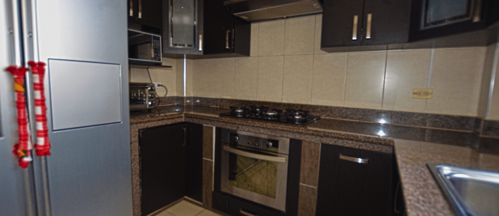 Casa en venta en la Urbanización Castilla, Vía Samorondón GeoBienes - Casa en venta en la Urbanización Castilla, Vía Samorondón - Plusvalia Guayaquil Casas de venta y alquiler Inmobiliaria Ecuador