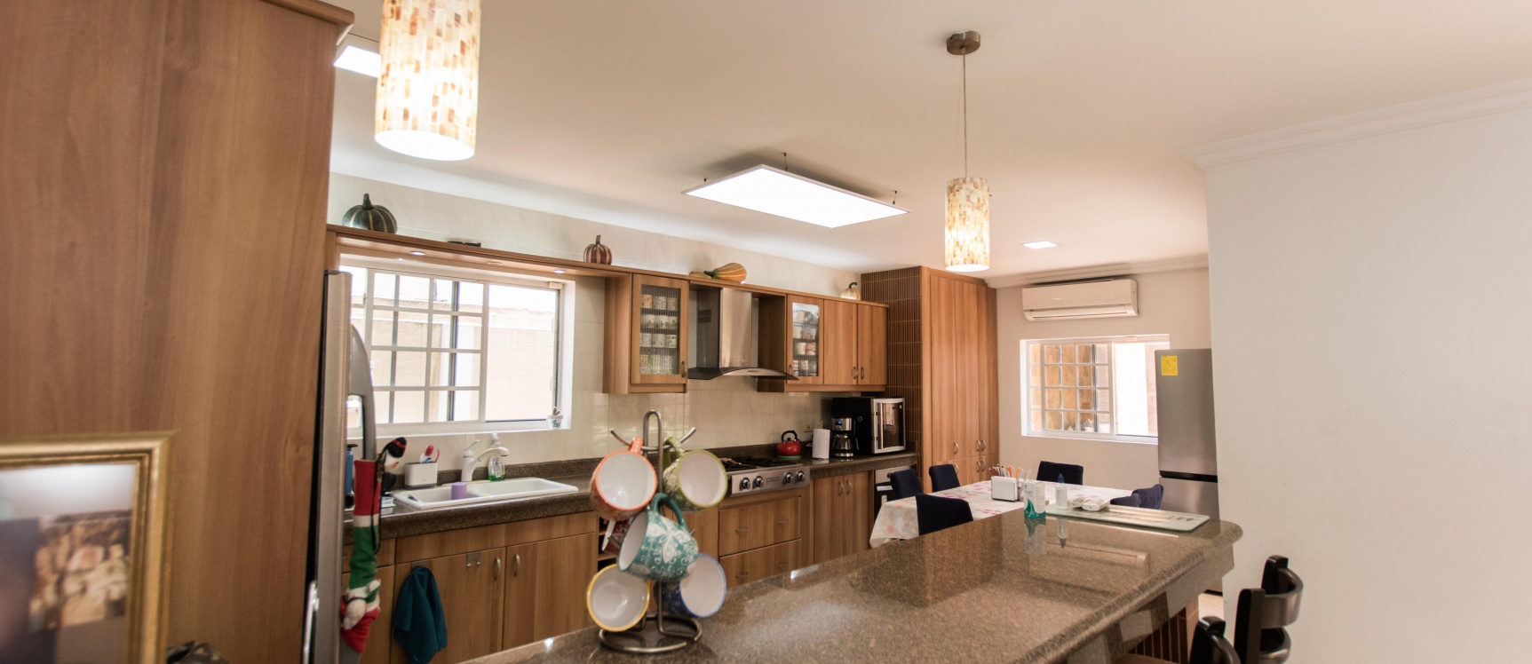 Casa en venta en la Urbanización Estancia del Rio, Vía Samborondón GeoBienes - Casa en venta en la Urbanización Estancia del Rio, Vía Samborondón - Plusvalia Guayaquil Casas de venta y alquiler Inmobiliaria Ecuador